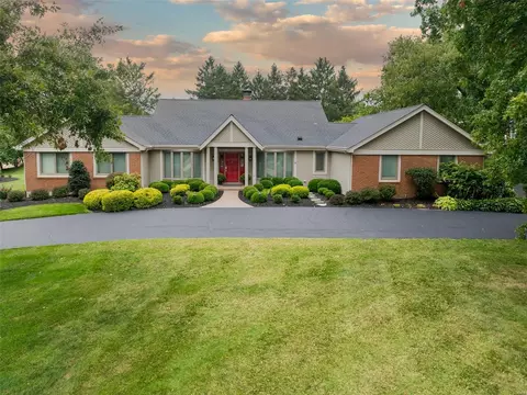 12031 Carberry Pl, Saint Louis, MO 63131