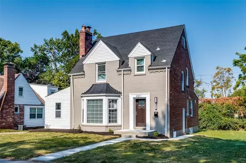 4011 Colonial Ave, Saint Louis, MO 63121