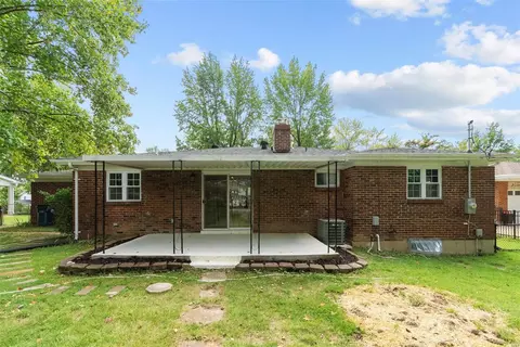 Exterior - 1005 Bridgeport Dr, Ellisville, MO 63011 photo 12 of 12
