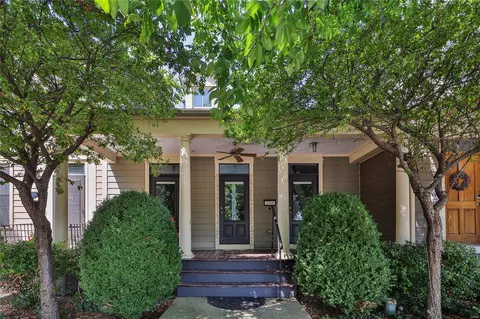 3268 Domain St, Saint Charles, MO 63301