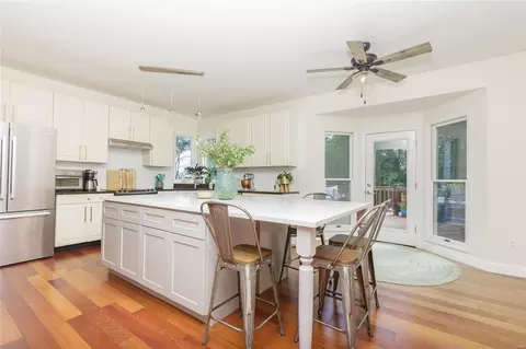 338 Round Tower Dr, Saint Charles, MO 63304 photo 7