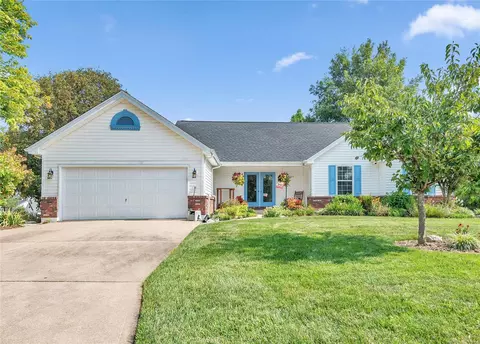 155 Amhurst Pl, Saint Charles, MO 63303