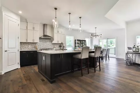 14702 Schoettler Grove Ct, Chesterfield, MO 63017