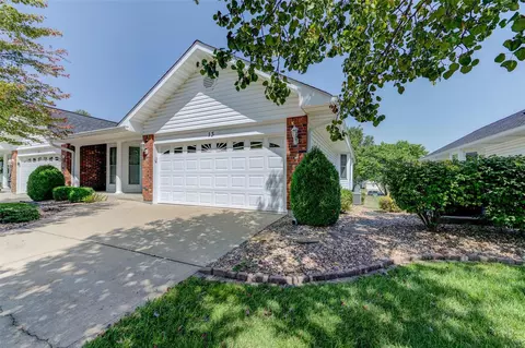 13 Limerick Ln #17B, O'fallon, MO 63366 photo 2