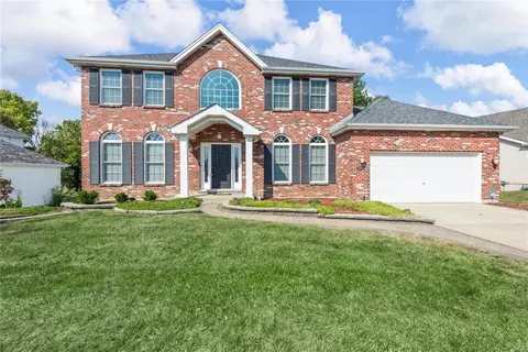 3990 Jacobs Lndg, Saint Charles, MO 63304