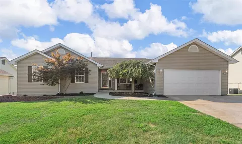 10 Revolutionary Way Ct, O'fallon, MO 63366