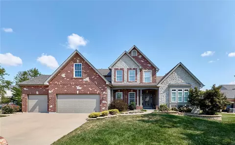 743 Oriental Lily Dr, O'fallon, MO 63366