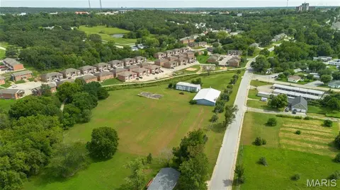 2400 Vichy Rd, Rolla, MO 65401