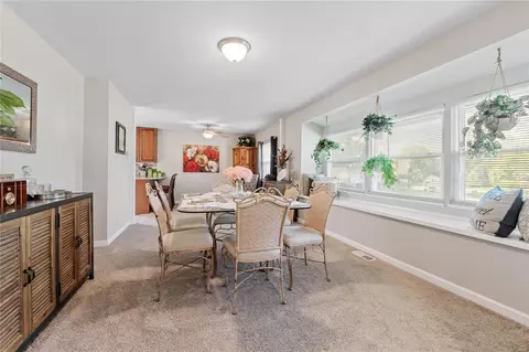 Dining - 323 Wembley Ln, Manchester, MO 63021 photo 1 of 4