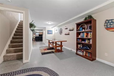 Entry Way - 323 Wembley Ln, Manchester, MO 63021 photo 4 of 5