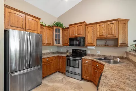 4 Queen Cir, O'fallon, MO 63366 photo 11
