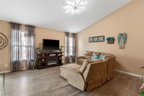 4 Queen Cir, O'fallon, MO 63366 photo 7