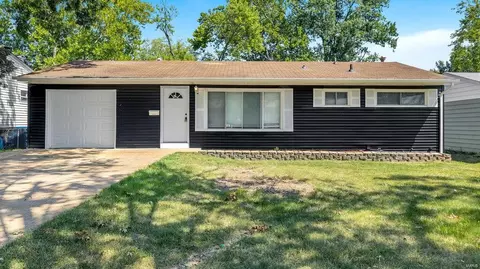 10116 Tamworth Dr, Saint Louis, MO 63136