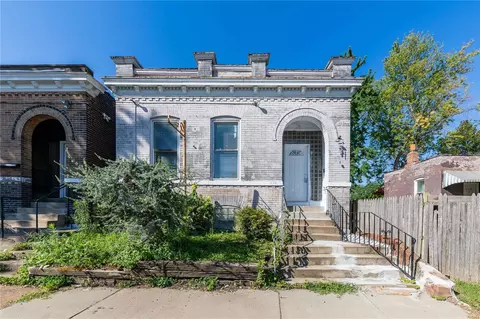 422 Wilmington Ave, Saint Louis, MO 63111