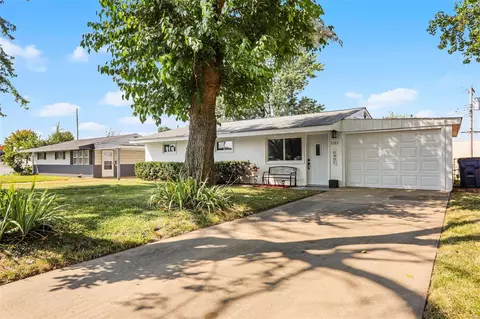 9323 Saint William Ct, Saint Louis, MO 63134
