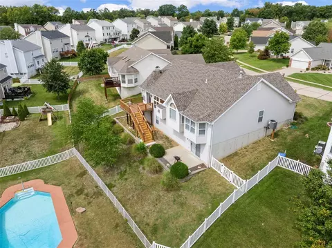View/Area - 405 Valley Spring Dr, O'fallon, MO 63366 photo 2 of 4