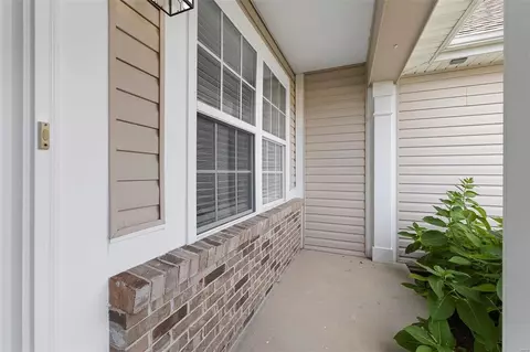 Exterior - 405 Valley Spring Dr, O'fallon, MO 63366 photo 3 of 6