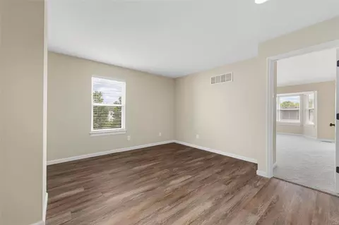 Bedroom - 405 Valley Spring Dr, O'fallon, MO 63366 photo 5 of 7