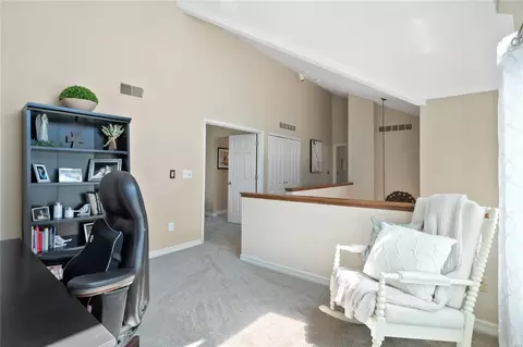 Entry Way - 639 Highview Circle Dr, Ballwin, MO 63021 photo 3 of 3