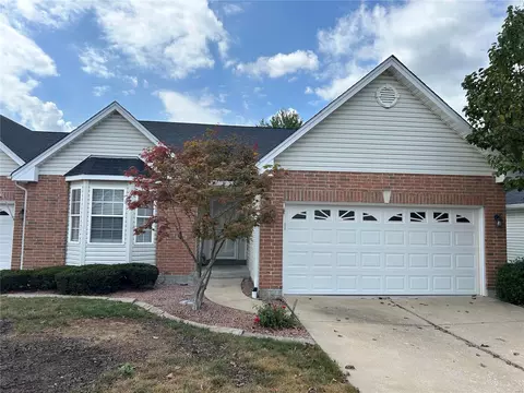 21 Piepers Glen Ct #22B, O'fallon, MO 63366