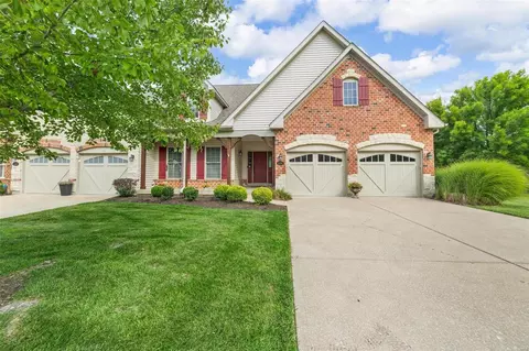1206 Silver Fern Dr, Lake Saint Louis, MO 63367