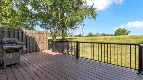 Exterior - 12933 Autumn Fields Ct, Saint Louis, MO 63146 photo 3 of 6