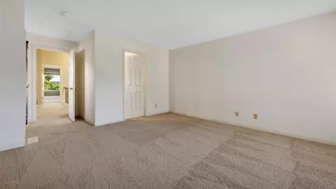 Bedroom - 12933 Autumn Fields Ct, Saint Louis, MO 63146 photo 4 of 4
