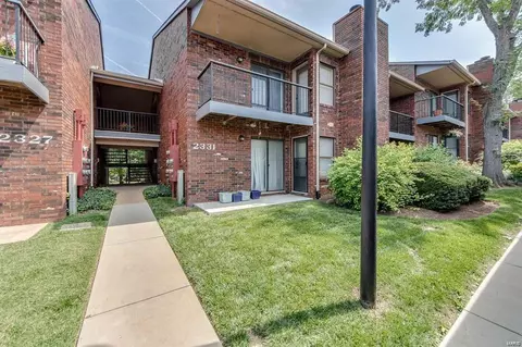 2327 Kratky Rd #D, Saint Louis, MO 63114