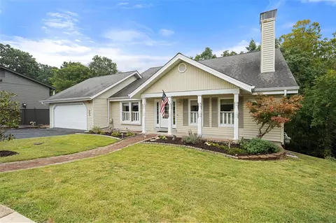 5874 Birch Hollow Dr, Oakville, MO 63129