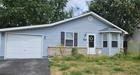 1437 Kathleen Dr, Wentzville, MO 63385