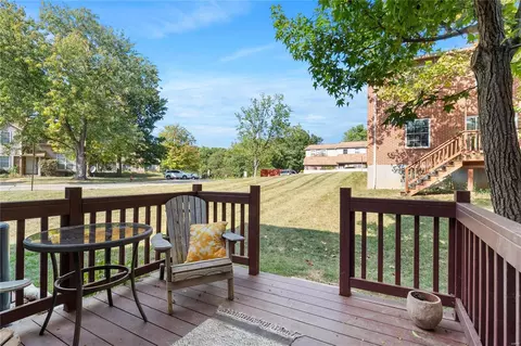 Exterior - 221 Carmel Woods Dr, Ellisville, MO 63021 photo 4 of 6