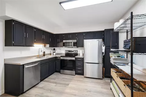 Kitchen - 221 Carmel Woods Dr, Ellisville, MO 63021 photo 1 of 4