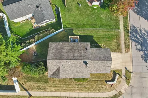 View/Area - 1137 Shadowoak Dr, Ballwin, MO 63021 photo 1 of 4