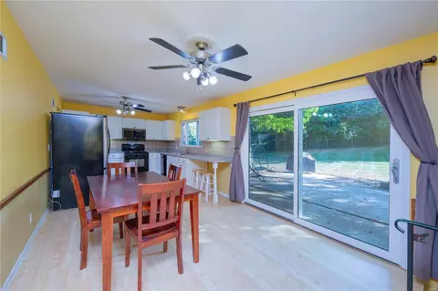 Dining - 1306 Wyncrest Dr, Ballwin, MO 63011 photo 1 of 3