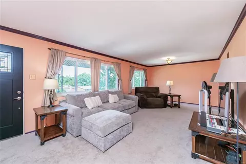 Living - 1306 Wyncrest Dr, Ballwin, MO 63011 photo 2 of 3
