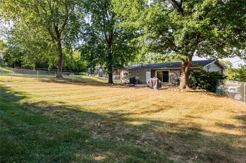 Exterior - 1306 Wyncrest Dr, Ballwin, MO 63011 photo 3 of 4