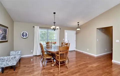 1120 Hampton Meadows Dr, O'fallon, MO 63368 photo 3