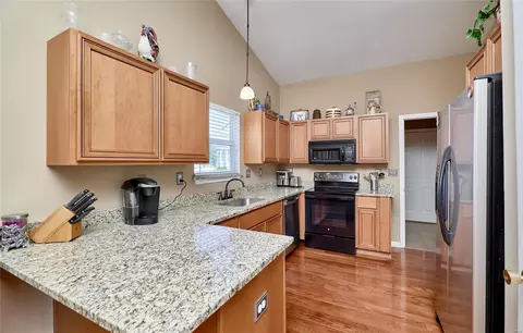 1120 Hampton Meadows Dr, O'fallon, MO 63368 photo 7