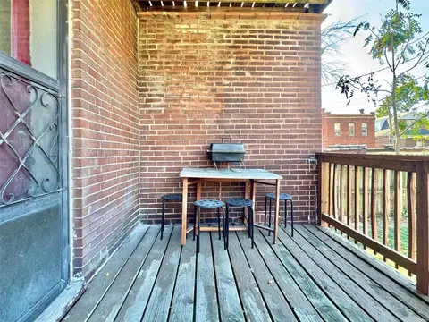 Exterior - 3473 S Spring Ave, Saint Louis, MO 63116 photo 5 of 9