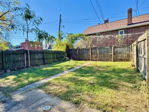 Exterior - 3473 S Spring Ave, Saint Louis, MO 63116 photo 6 of 9