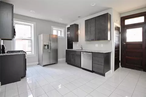 Kitchen - 3473 S Spring Ave, Saint Louis, MO 63116 photo 5 of 6