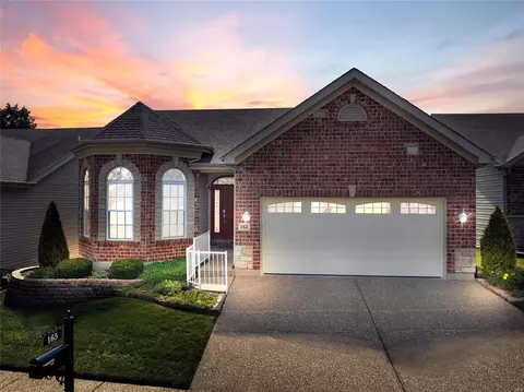 165 Blue Water Dr, St Peters, MO 63366 photo 2