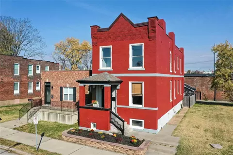 2801 Hickory St, Saint Louis, MO 63104