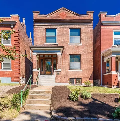 4137 Hartford St, Saint Louis, MO 63116
