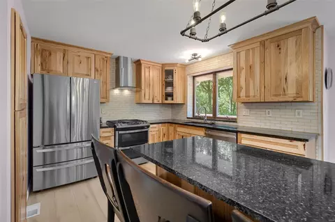 Kitchen - 6 Sunset Ln, Saint Peters, MO 63376 photo 4 of 7