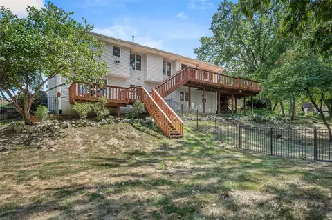Exterior - 6 Sunset Ln, Saint Peters, MO 63376 photo 13 of 16