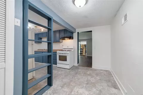 465 S Dade Ave, Ferguson, MO 63135 photo 5