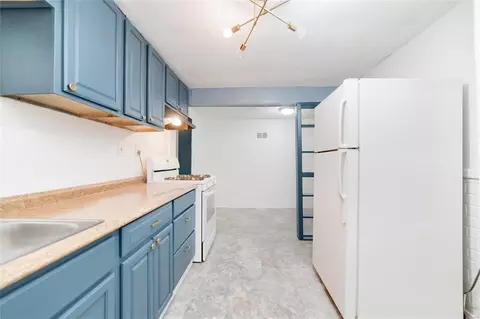 465 S Dade Ave, Ferguson, MO 63135 photo 8