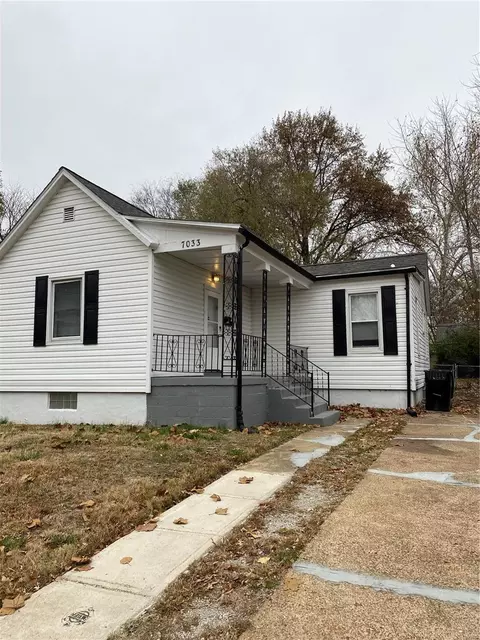 7033 Julian Ave, Saint Louis, MO 63130