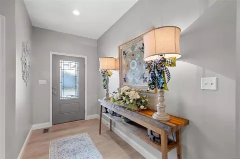 Entry Way - 147 Palais Ct, Saint Charles, MO 63301 photo 3 of 4